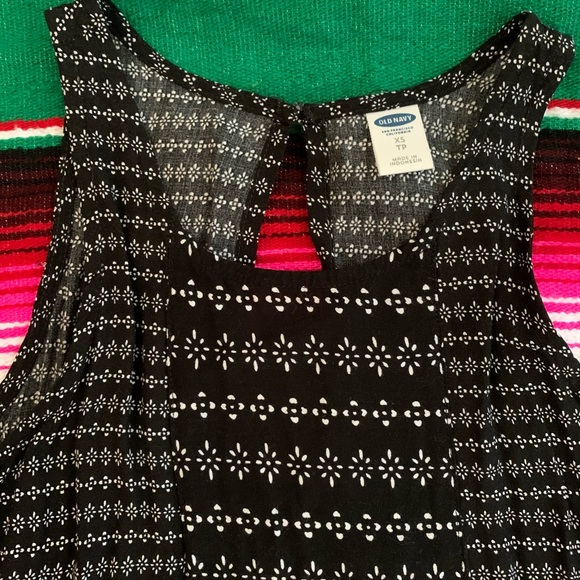 Halter Top - Picture 2 of 3